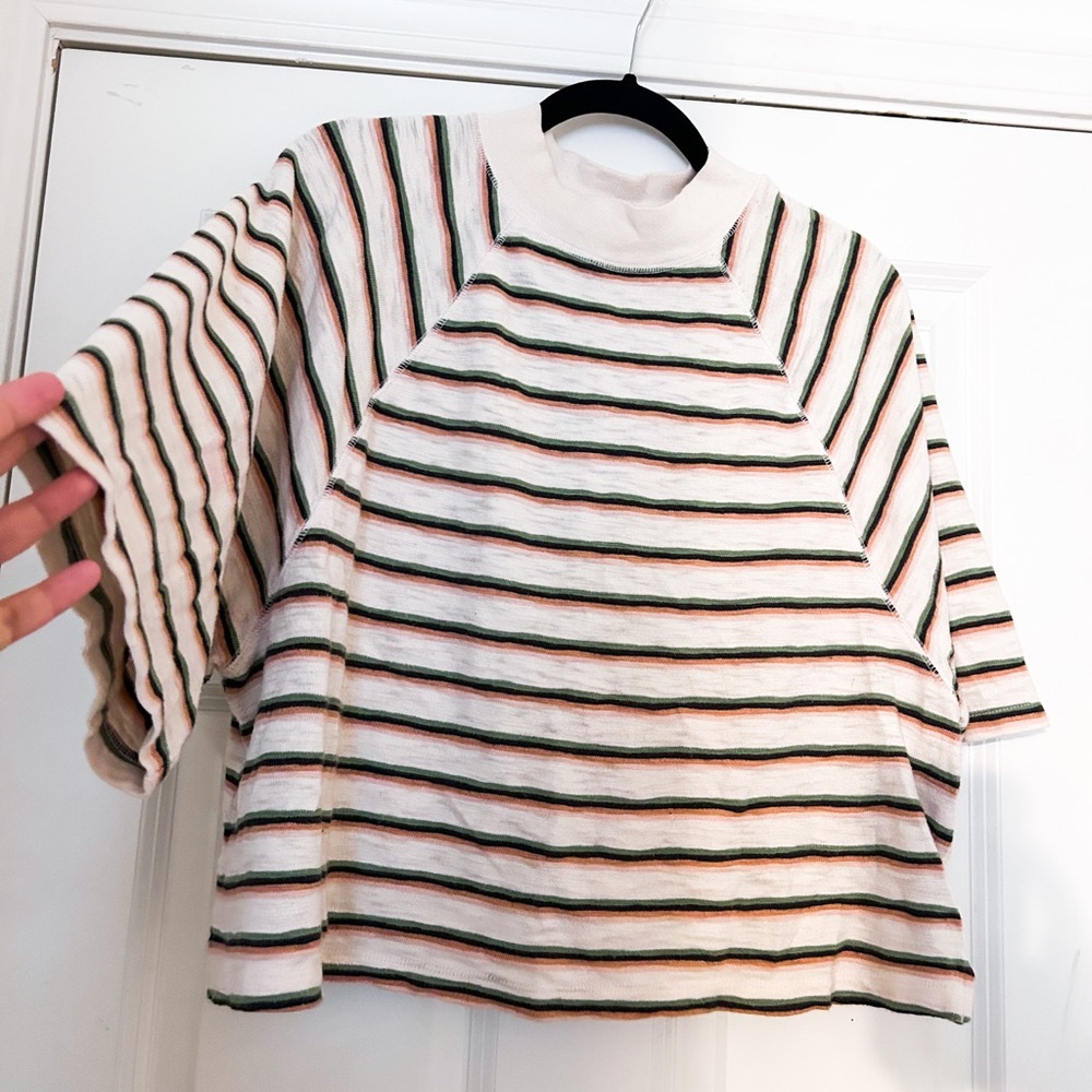 Cropped fit high neck tee